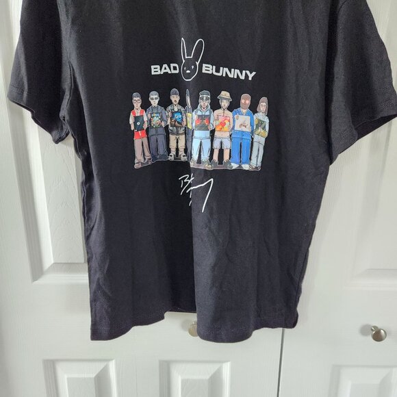 Bad Bunny Black Short Sleeve Graphic T-Shirt - Picture 9 of 9